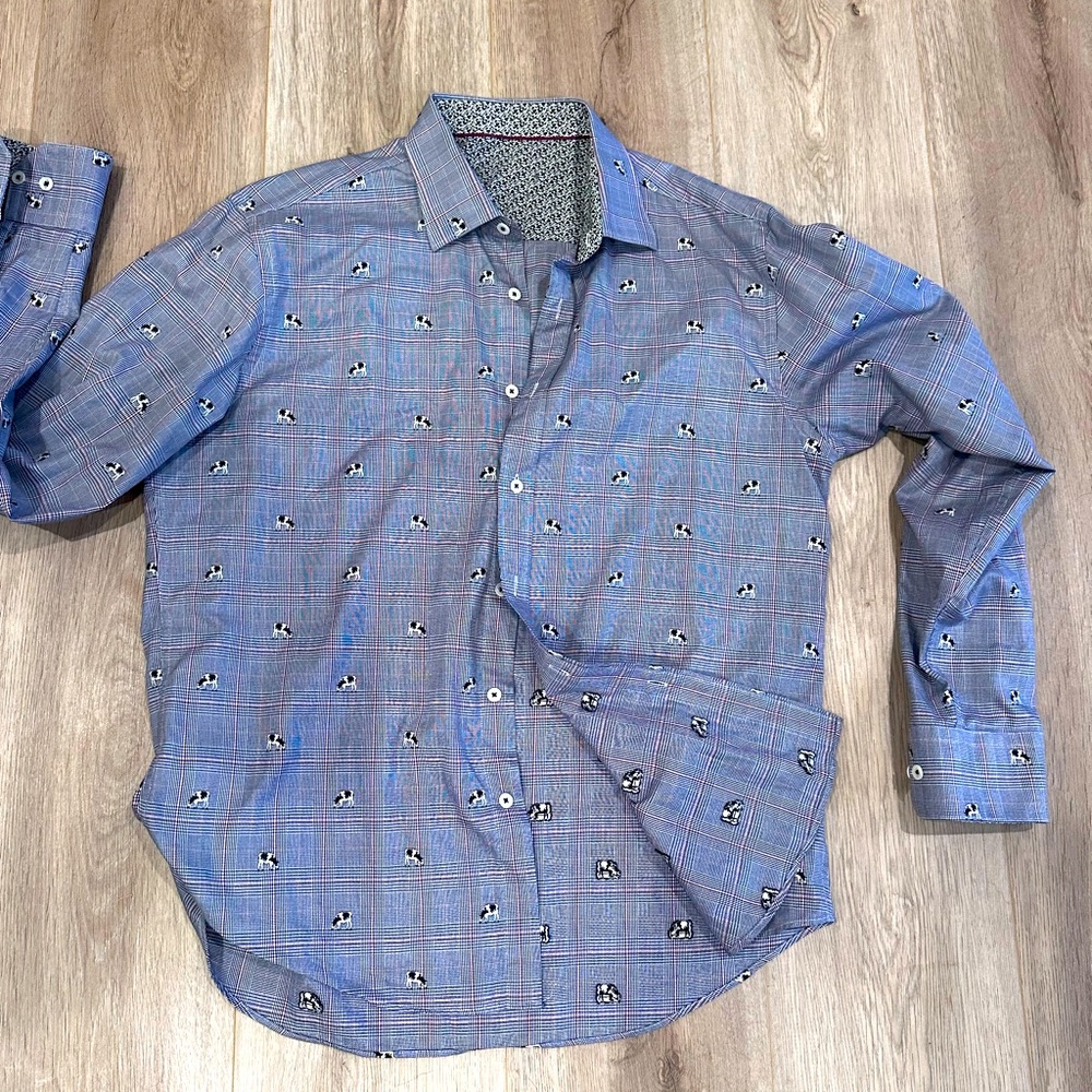 Bugatchi buttondown shirt for men size M checkered and cow design